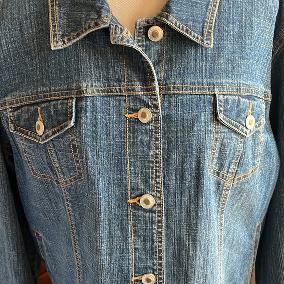 Vintage jean jacket. Coldwater Creek. - Picture 4 of 7